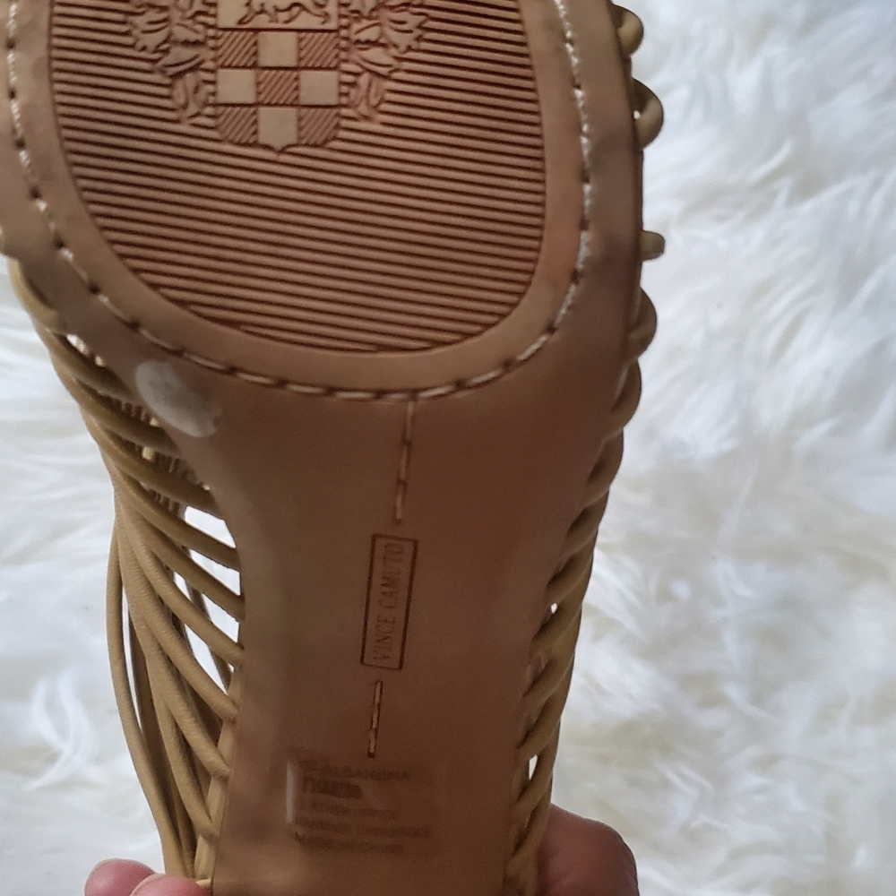 Shoes - Picture 7 of 7